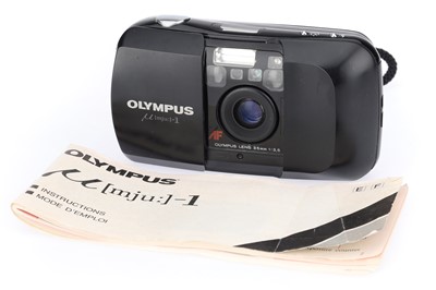 Lot 322 - An Olympus mju-1 35mm Compact Camera