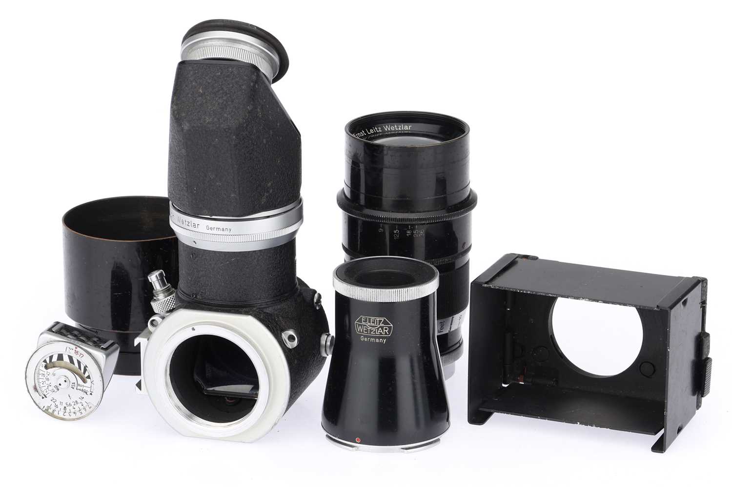 Lot 21 - A Selection of Leitz Accessories