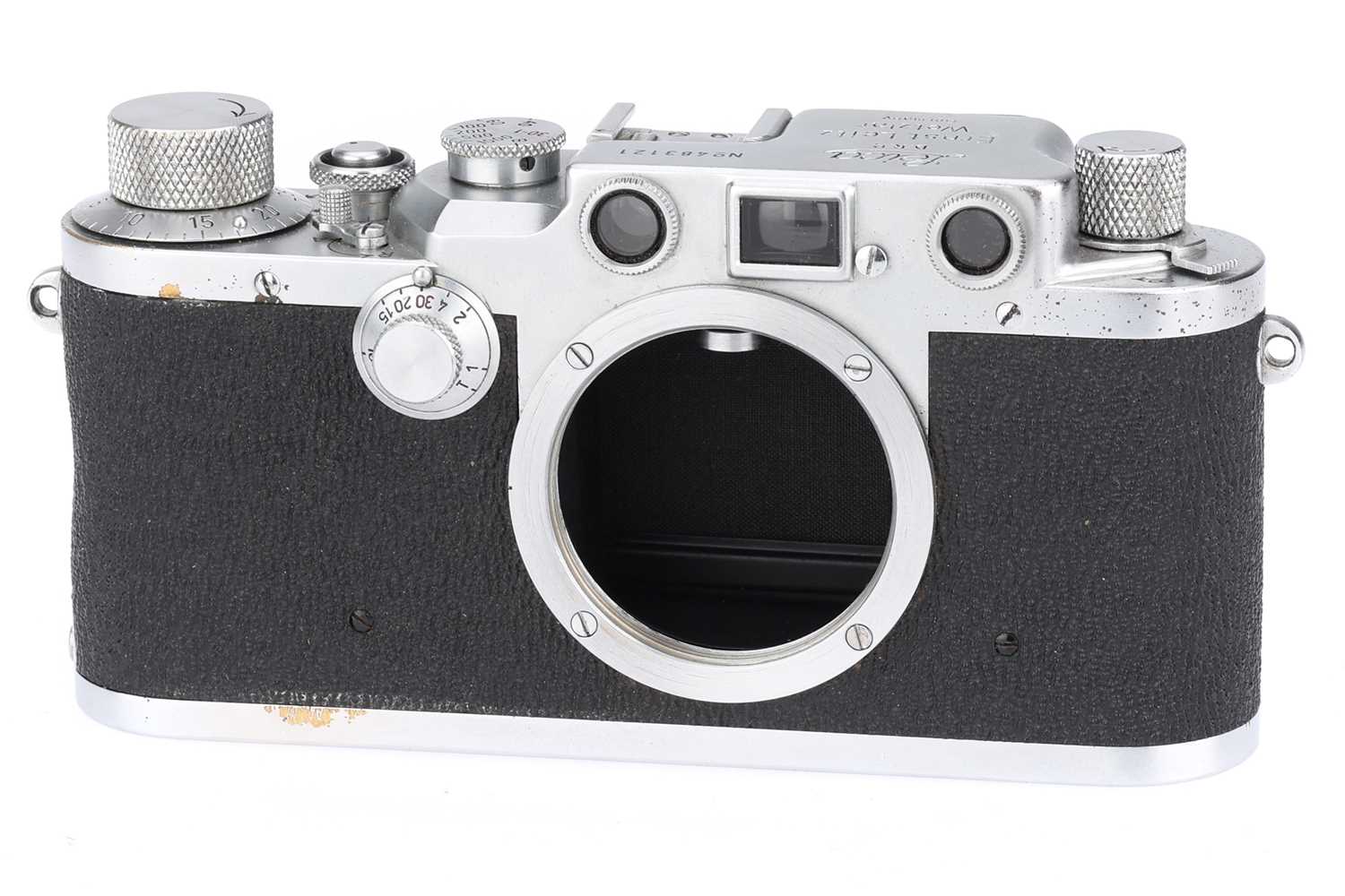 Lot 1 - A Leica IIIc 35mm Rangefinder Camera Body