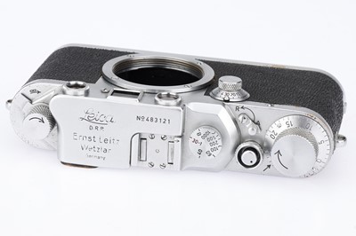 Lot 1 - A Leica IIIc 35mm Rangefinder Camera Body