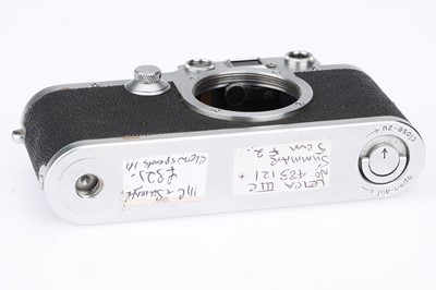 Lot 1 - A Leica IIIc 35mm Rangefinder Camera Body