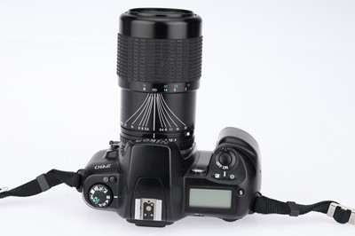 Lot 41 - A Nikon F60 35mm SLR Camera
