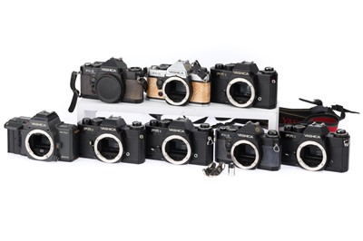 Lot 128 - ꩜ A Selection of Yashica 35mm SLR Camera Bodies