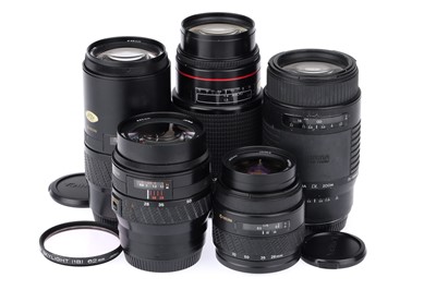 Lot 74 - ꩜ A Selection of Yashica AF Series Camera Lenses