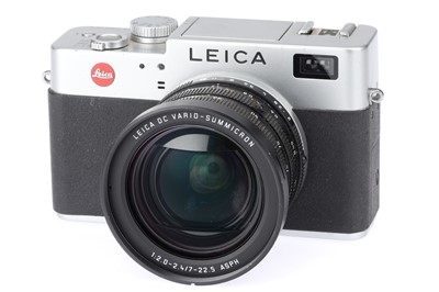 Lot 301 - A Leica Digilux 2 Compact Digital Camera