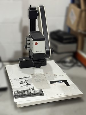 Lot 592 - ꩜ A Leica Focomat V35 Enlarger