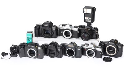 Lot 265 - ꩜ A Selection of SLR Cameras