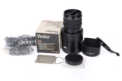 Lot 580 - A Selection of Medium Format Accessories