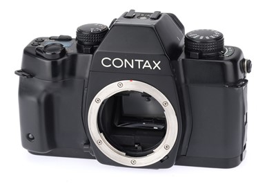 Lot 195 - A Contax ST 35mm SLR Camera