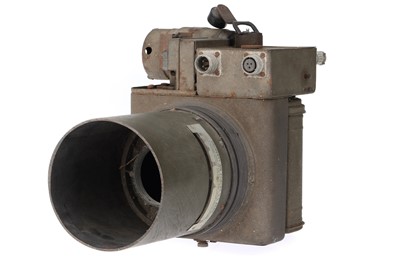 Lot 446 - ꩜ A U.S. Army Lens Cone Aircraft Camera K-24