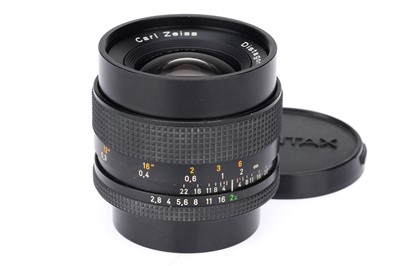 Lot 204 - A Carl Zeiss Distagon T* 28mm f/2.8 Lens