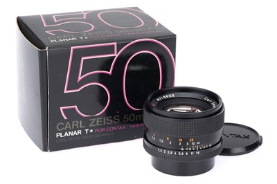 Lot 208 - A Carl Zeiss Planar T* 50mm f/1.4 Lens