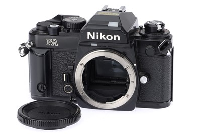 Lot 39 - A Nikon FA SLR Camera Body
