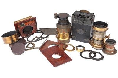 Lot 560 - A Selection of Brass Camera Lenses