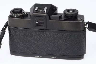 Lot 16 - A Leica SL2 35mm SLR Camera