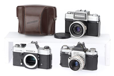 Lot 319 - A Selection of 35mm SLR Cameras