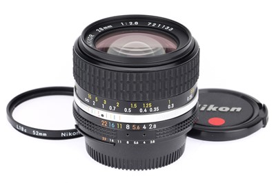 Lot 365 - A Nikon Nikkor f/2.8 28mm Lens
