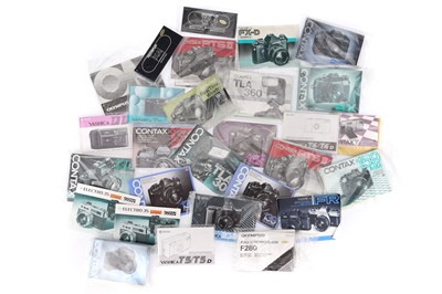 Lot 425 - A Selection of Camera Guides and Instruction Booklets