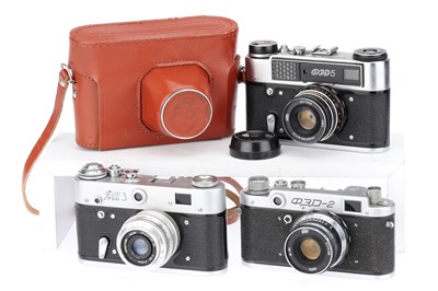 Lot 112 - A Group of Soviet Rangefinder Cameras