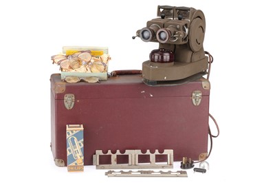 Lot 459 - ꩜ A Joules Richard Paris Stereo Projector