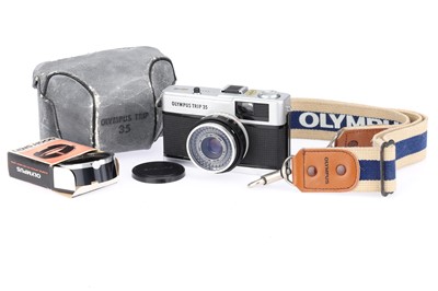 Lot 116 - An Olympus Trip 35 Compact Camera