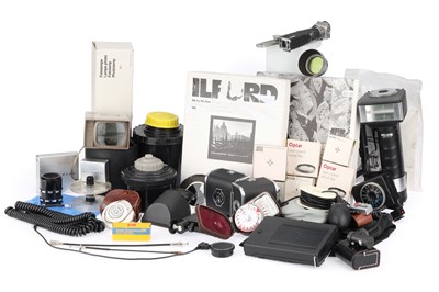Lot 497 - A Mixed Selection of Camera Accessories