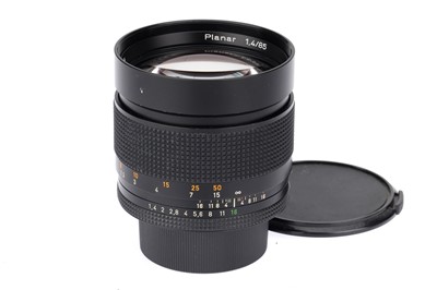 Lot 350 - A Carl Zeiss Planar 85mm f/1.4 MMG Lens