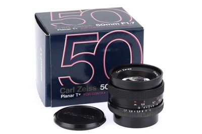 Lot 332 - A Carl Zeiss Planar T* 50mm f/1.7 Camera Lens
