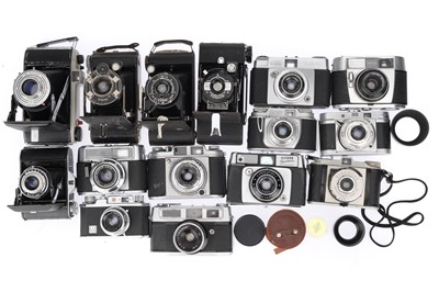 Lot 265 - A Mixed Selection of Cameras