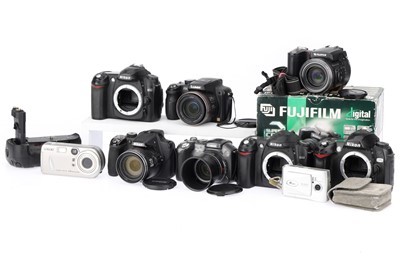 Lot 182 - A Group of Digital Cameras