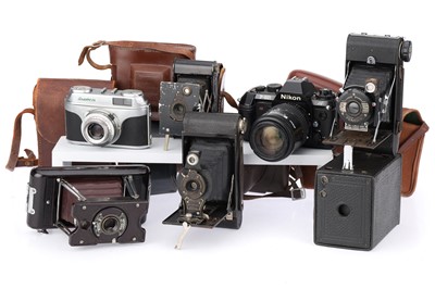 Lot 281 - A Selection of Cameras and Cases