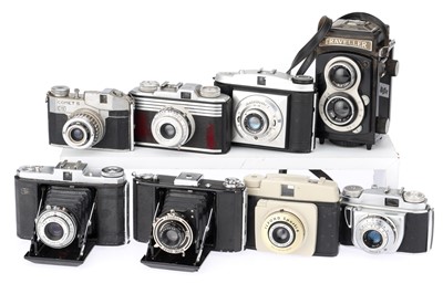 Lot 127 - A Mixed Selection of Cameras