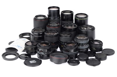 Lot 312 - ꩜ A Group of Camera Lenses