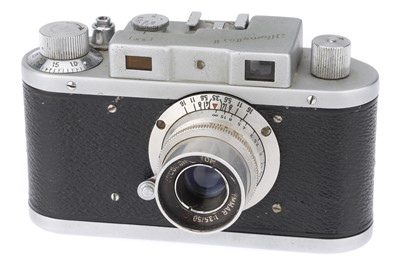 Lot 88 - A MOM Mometta 35mm Rangefinder Camera