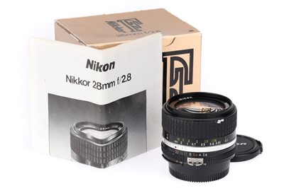 Lot 306 - A Nikon Nikkor f/2.8 28mm Lens