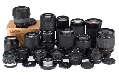 Lot 252 - A Selection of Camera Lenses