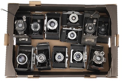 Lot 192 - ꩜ A Selection of Folding Cameras