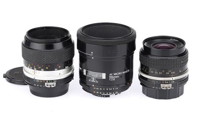 Lot 251 - A Group of Nikon Nikkor Lesnses