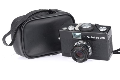 Lot 76 - A Rollei 35 LED Compact 35mm Camera