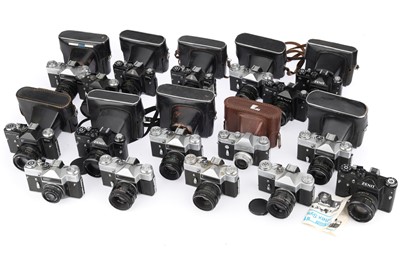 Lot 89 - A Large Selection of Zenit 35mm SLR Cameras