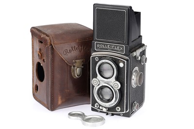 Lot 152 - A Rolleiflex Automat Model 2 Medium Format TLR Camera
