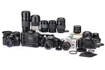 Lot 29 - A Large Selection of Minolta 35mm Cameras & Lenses