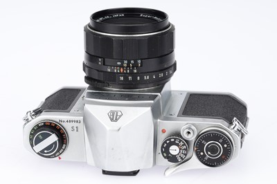 Lot 47 - A Pentax S1 35mm SLR Camera Outfit