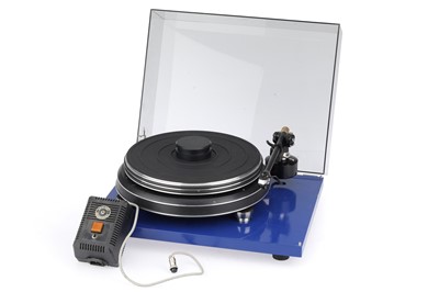 Lot 487 - ꩜ An "Analogue Engineering" Belt Drive Single Speed Record Turntable