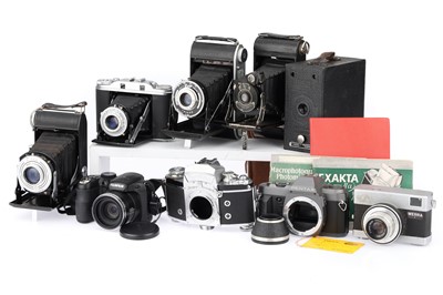 Lot 190 - A Mixed Selection of Cameras