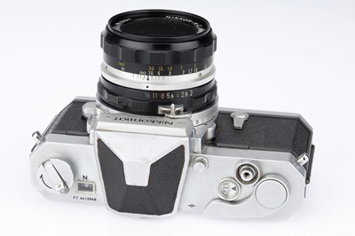 Lot 17 - A Nikon Nikkormat FT 35mm SLR Camera