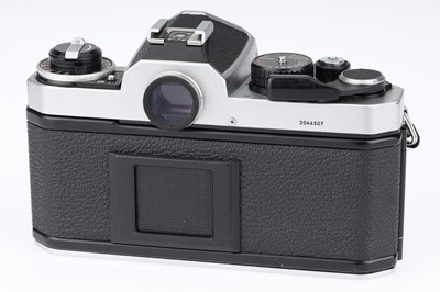 Lot 18 - A Nikon FE2 35mm SLR Camera