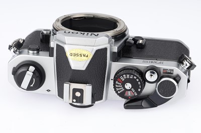 Lot 19 - A Nikon FM2N 35mm SLR Camera