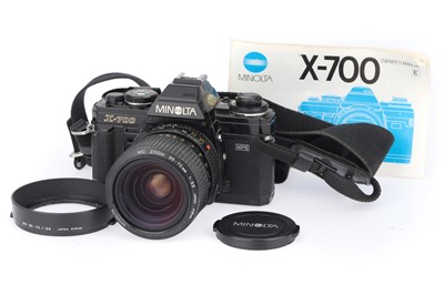 Lot 32 - A Minolta X-700 35mm SLR Camera