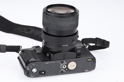 Lot 32 - A Minolta X-700 35mm SLR Camera